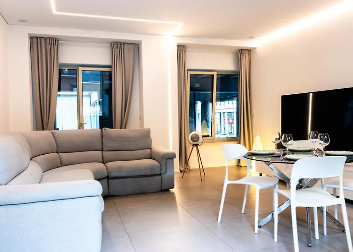 White Roma - Elegant And Comfortable